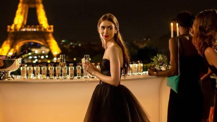 حصرياً | مسلسل Emily in Paris الموسم الاول مترجم بجودة عالية
